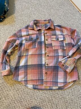 Women’s Plaid Button-Front Shirt Jacket in Pink & Blue